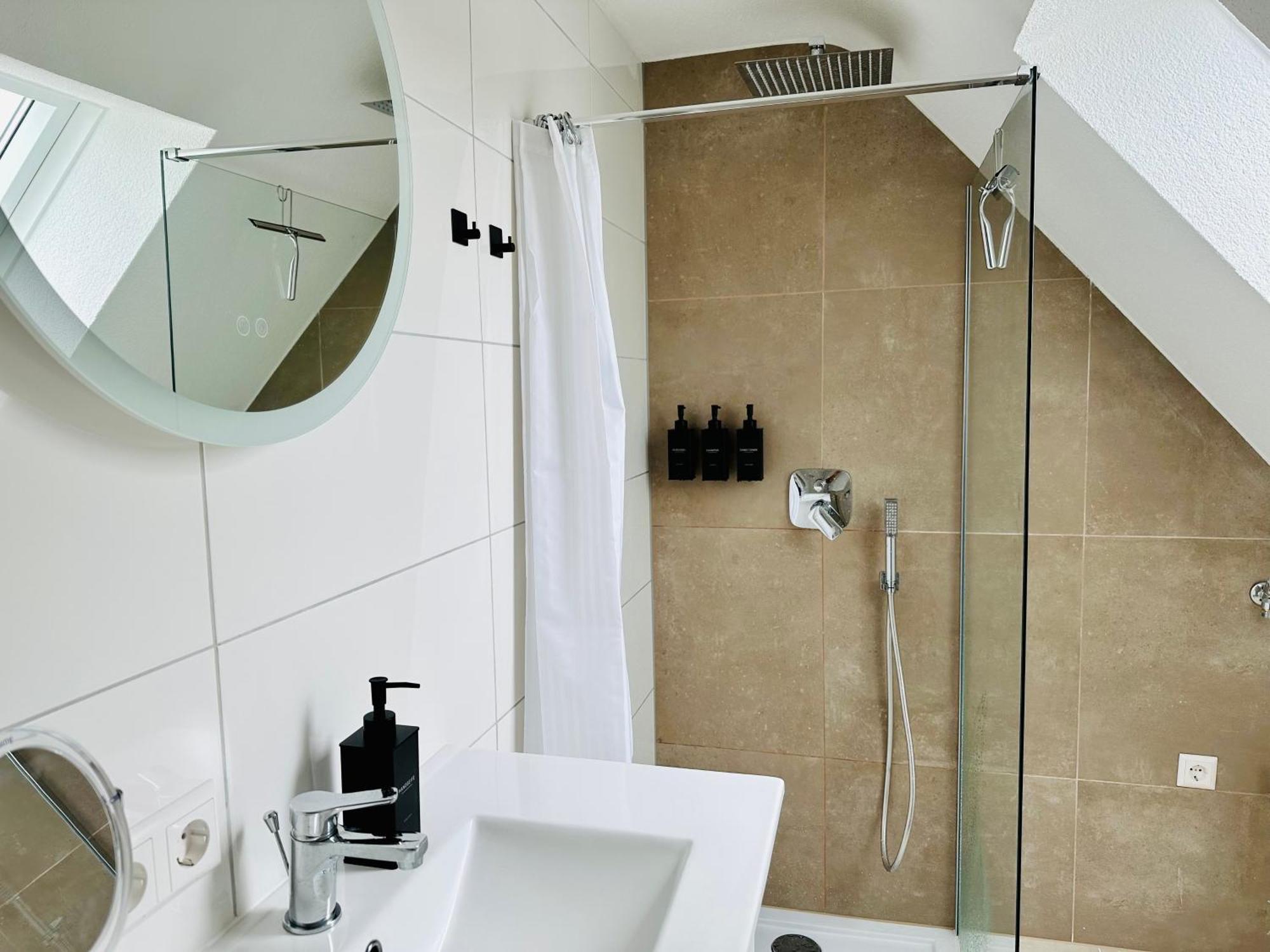 Bergblick-Apartment Istayunixi Seenaehe-Workspace-Netflix I Keine Monteure FDH 외부 사진